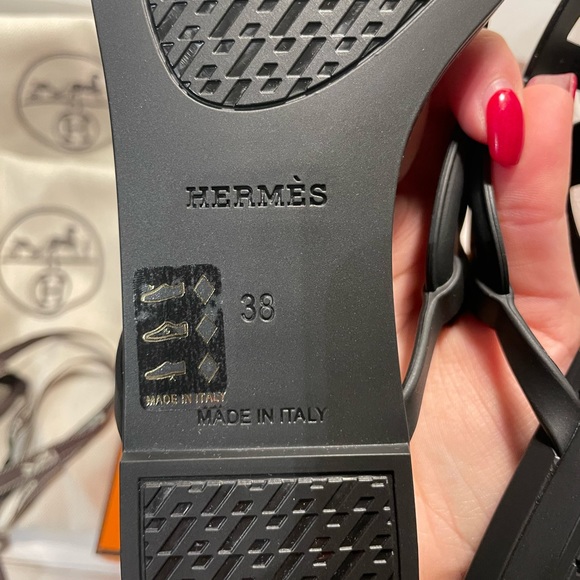 SOLD Hermès Egerie Sandals - Picture 8 of 8